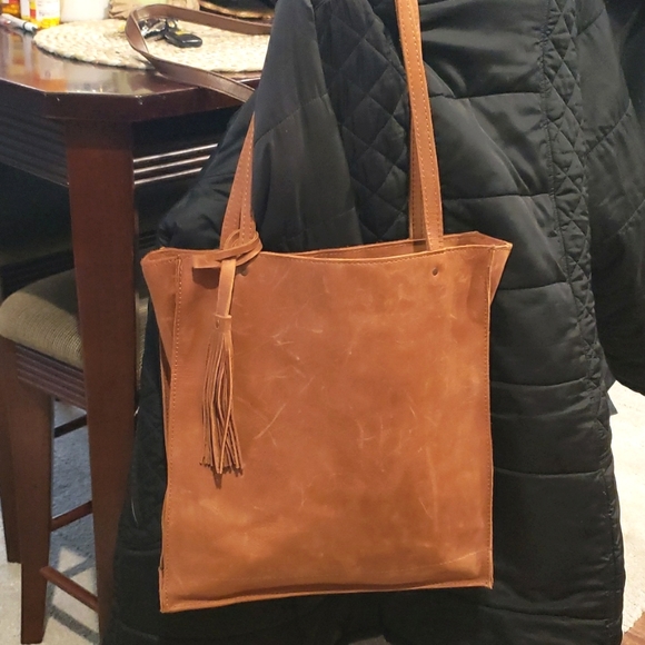 Raven + Lily Bags Raven Lily Distressed Natural Leather Carry All